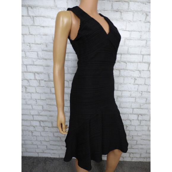 $395 Rebecca Taylor Vneck Fit & Flare Flounce Hem Little Black Dress 2 NEW - Picture 8 of 16